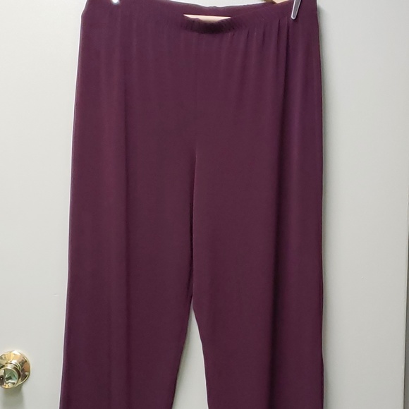 Kim & Co. Burgundy Casual Dress Pants - Picture 1 of 6